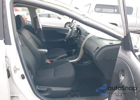 2009 Toyota Corolla S из США, поврежденный, VIN 1NXBU40E19Z061343